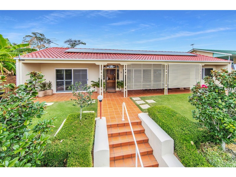 16 Luckins Street, Aspley QLD 4034