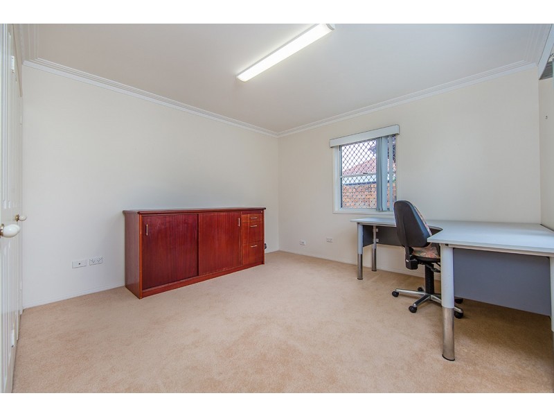 16 Luckins Street, Aspley QLD 4034