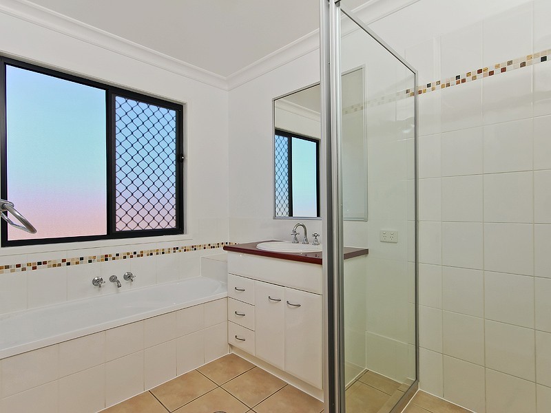 29 Groves Crescent, Boondall QLD 4034