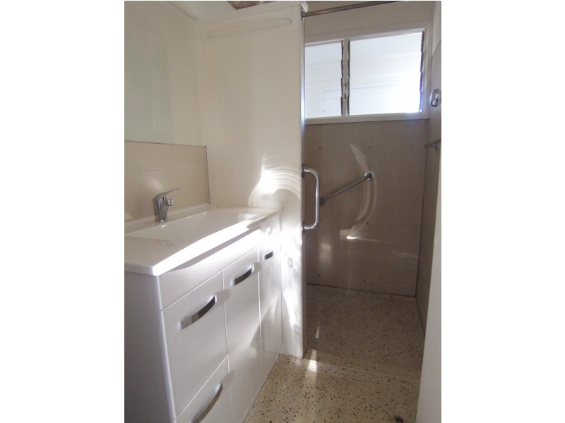 2/42 Thomas Street, Chermside QLD 4032