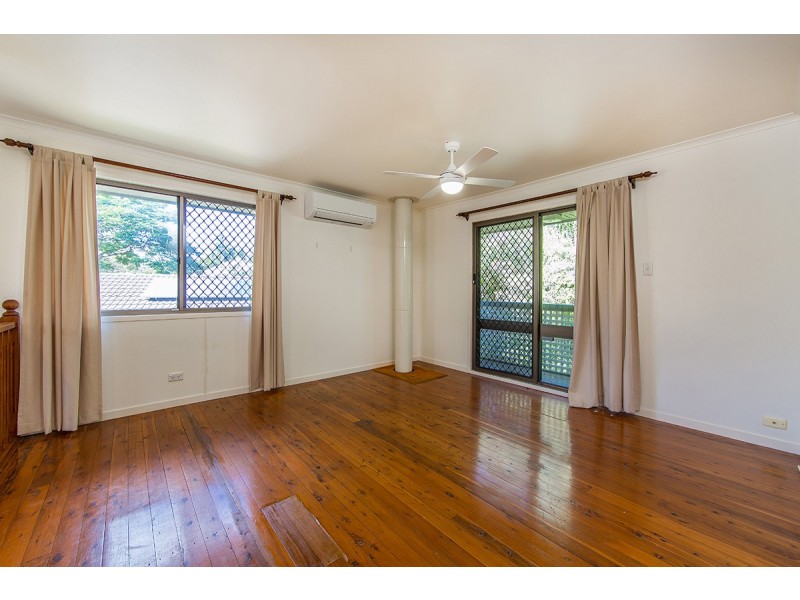 24 Nyora Street, Everton Hills QLD 4053