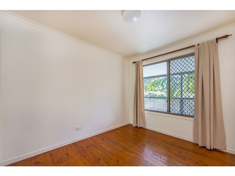 24 Nyora Street, Everton Hills QLD 4053