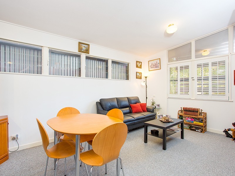 15 Fee Street, Chermside QLD 4032