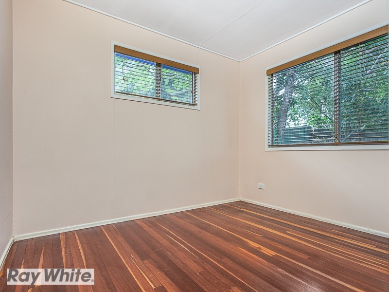 23 Sammells Drive, Chermside QLD 4032