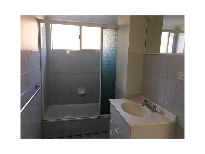 4/114 Miller Street, Chermside QLD 4032