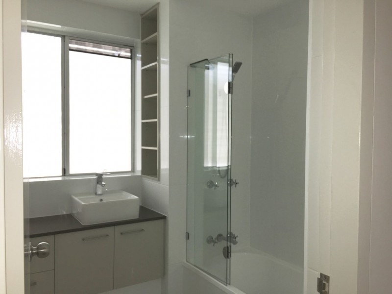 2/17 View Street, Chermside QLD 4032