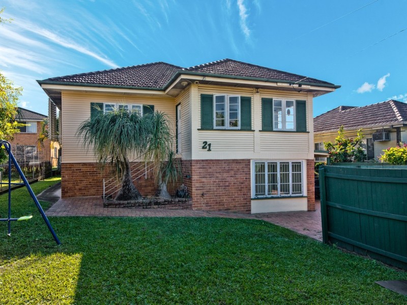 21 Bouchard Street, Chermside QLD 4032