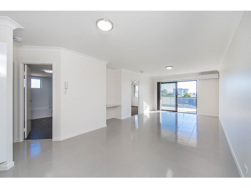 11/11-15 View Street, Chermside QLD 4032