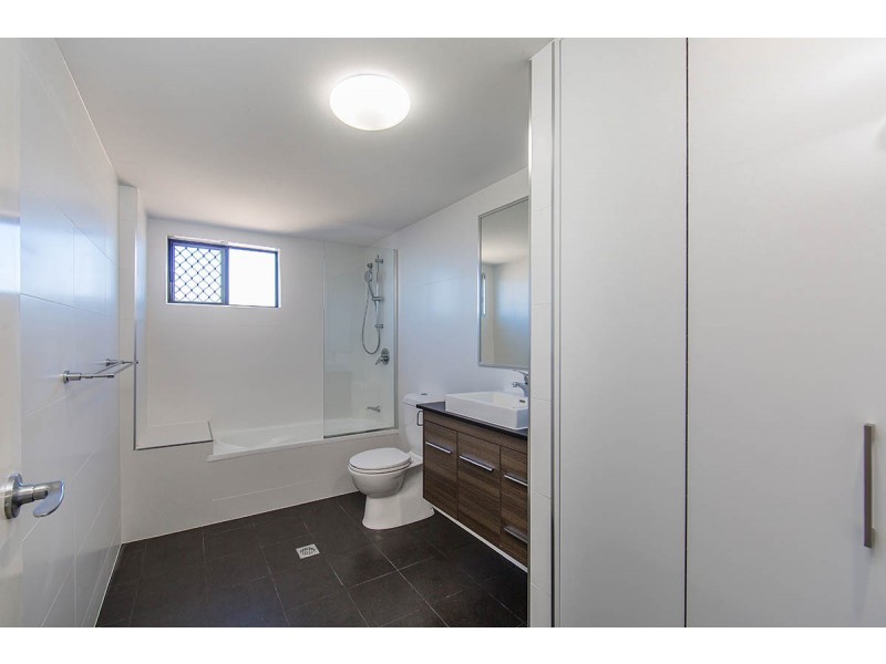 11/11-15 View Street, Chermside QLD 4032