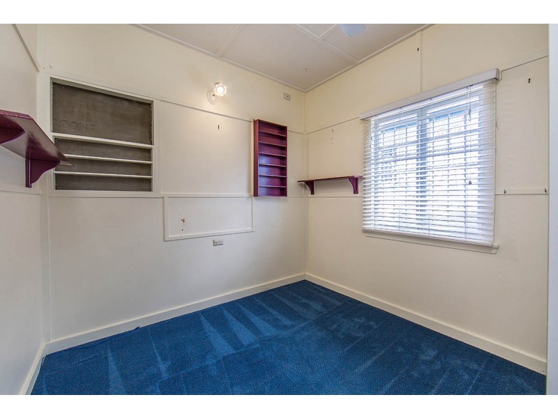 44 Hilltop Avenue, Chermside QLD 4032