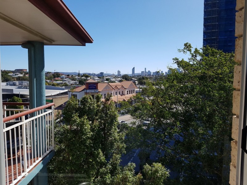 8/265 Old Cleveland Road, Coorparoo QLD 4151