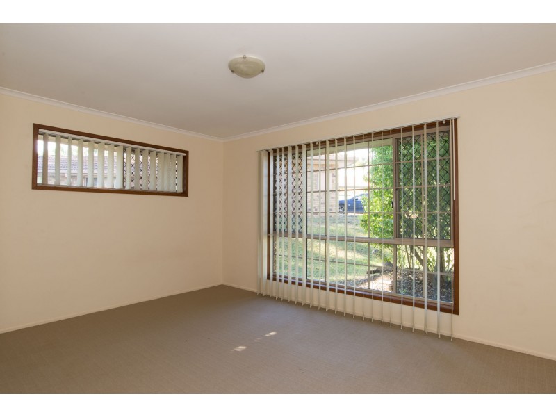 10 Tokai Court, Petrie QLD 4502