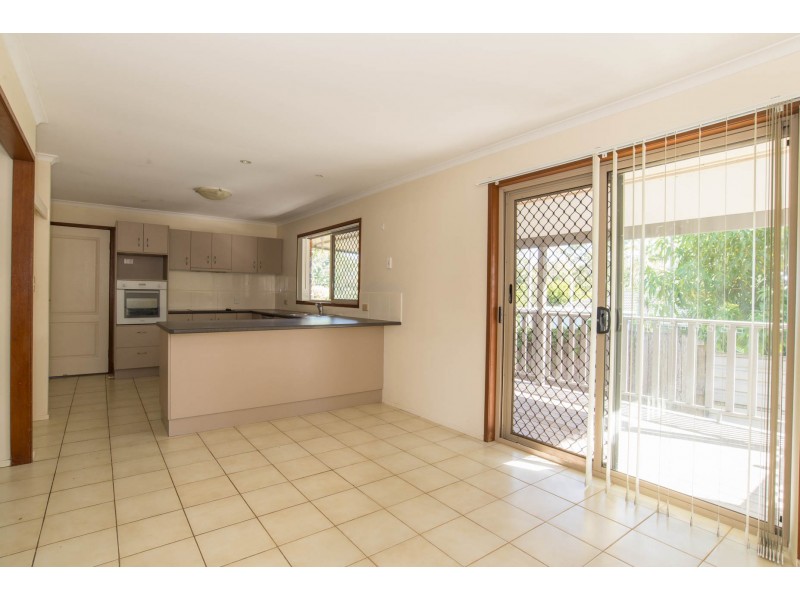 10 Tokai Court, Petrie QLD 4502
