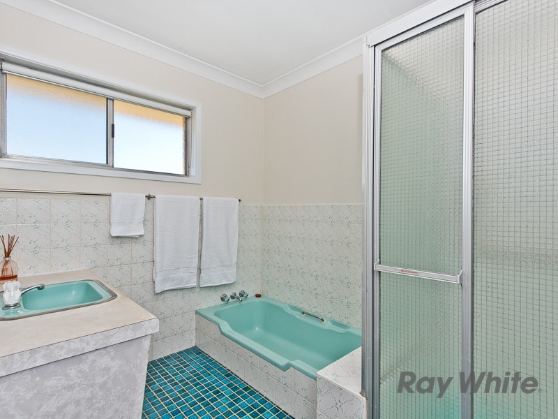 124 Trouts Road, Stafford Heights QLD 4053