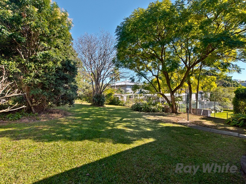 16 Bilsen Road, Wavell Heights QLD 4012