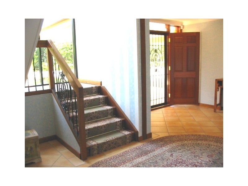 18 Cowie Road, Carseldine QLD 4034