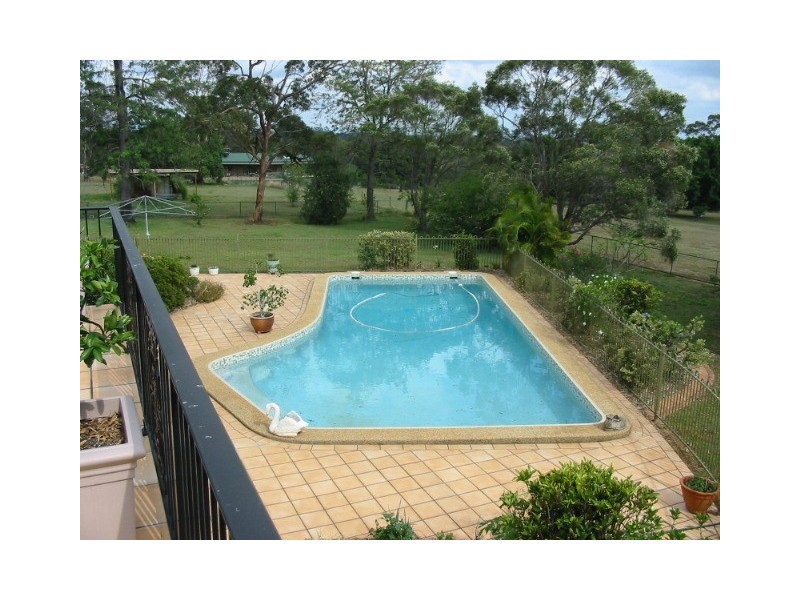 18 Cowie Road, Carseldine QLD 4034