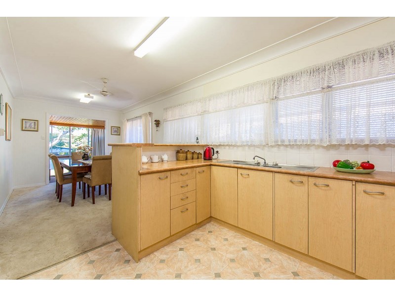 73 Lucan Avenue, Aspley QLD 4034