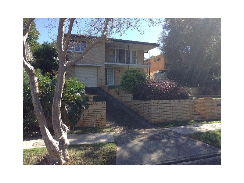 26 Cranbourne Street, Chermside West QLD 4032