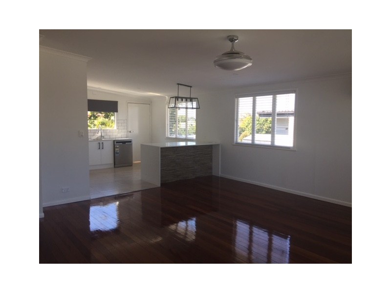 83 Basnett Street, Chermside West QLD 4032