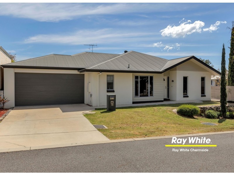 18 Hillside Circuit, Chermside West QLD 4032