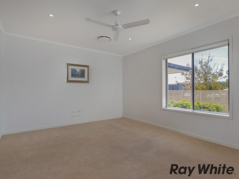18 Hillside Circuit, Chermside West QLD 4032