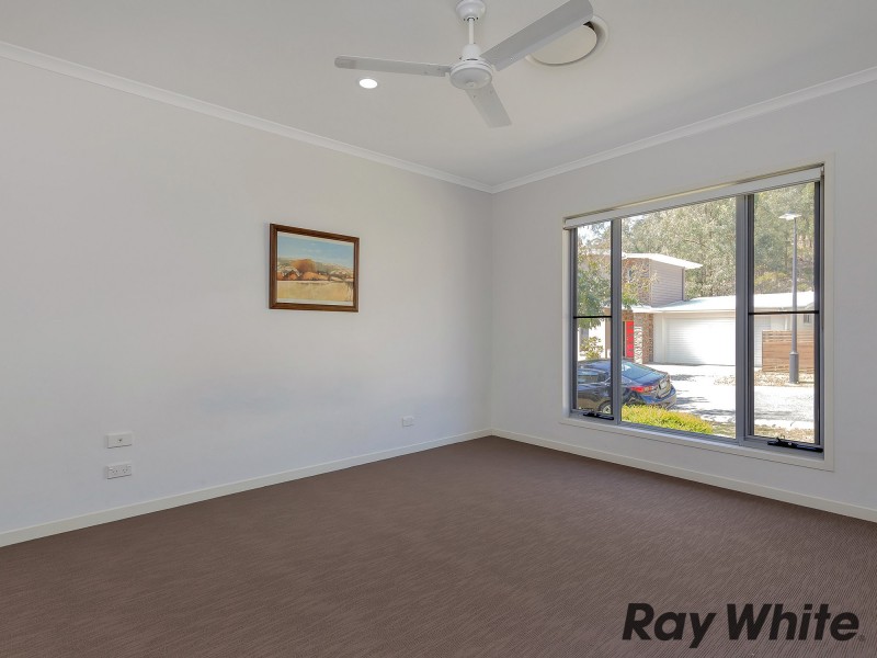 18 Hillside Circuit, Chermside West QLD 4032