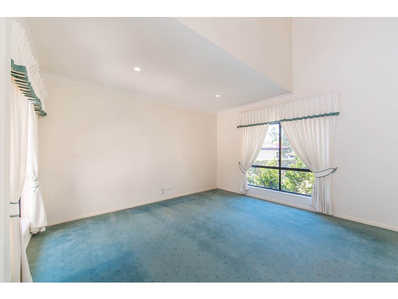 38 Voyager Circuit, Bridgeman Downs QLD 4035
