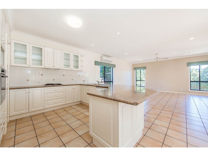 38 Voyager Circuit, Bridgeman Downs QLD 4035