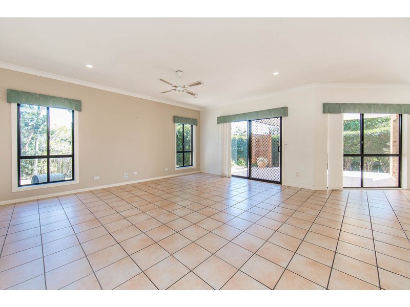 38 Voyager Circuit, Bridgeman Downs QLD 4035