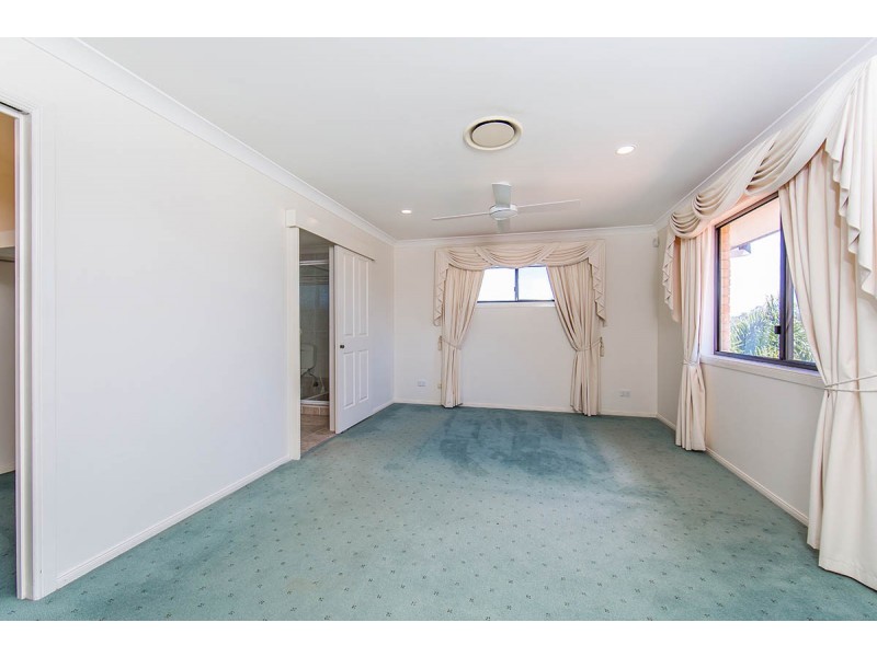 38 Voyager Circuit, Bridgeman Downs QLD 4035