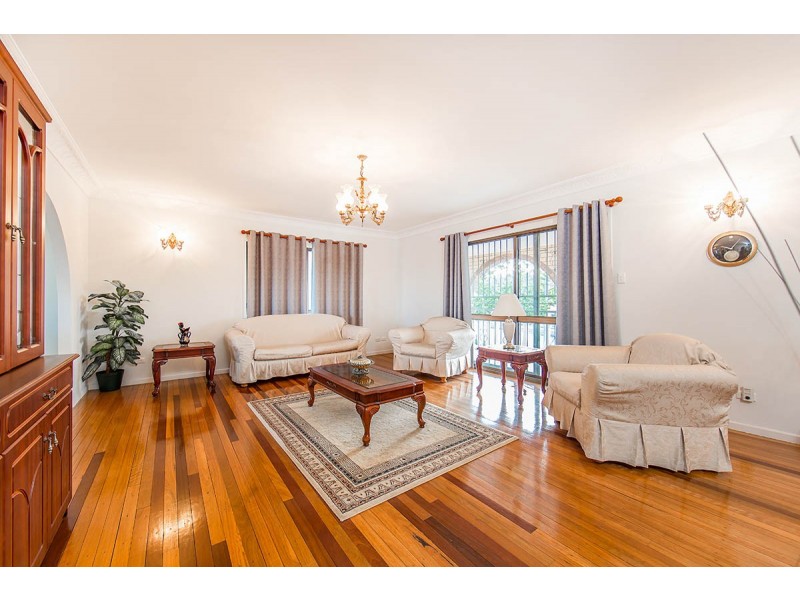 119 Trouts Road, Stafford Heights QLD 4053