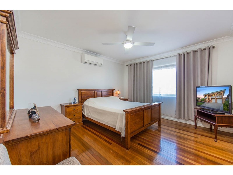 119 Trouts Road, Stafford Heights QLD 4053