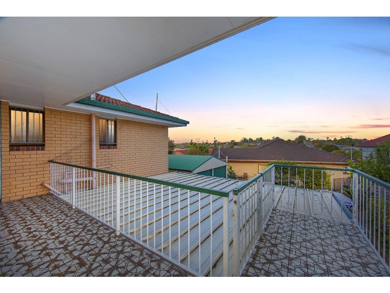 119 Trouts Road, Stafford Heights QLD 4053