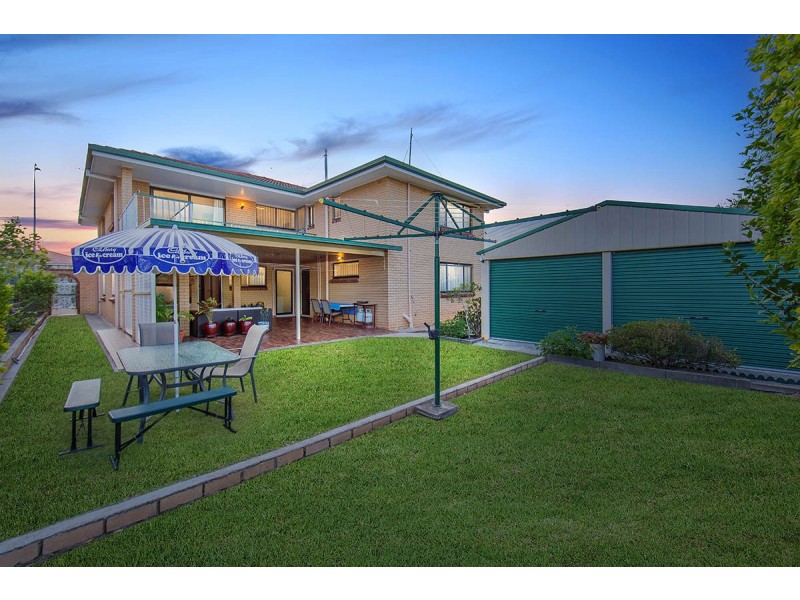 119 Trouts Road, Stafford Heights QLD 4053