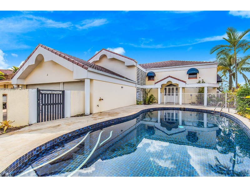 64 Karloff Drive, Stafford Heights QLD 4053