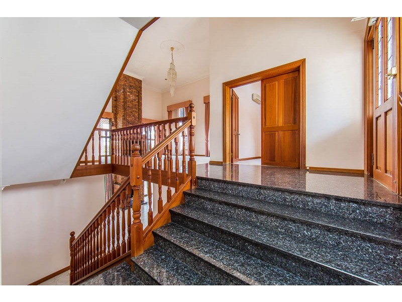 64 Karloff Drive, Stafford Heights QLD 4053