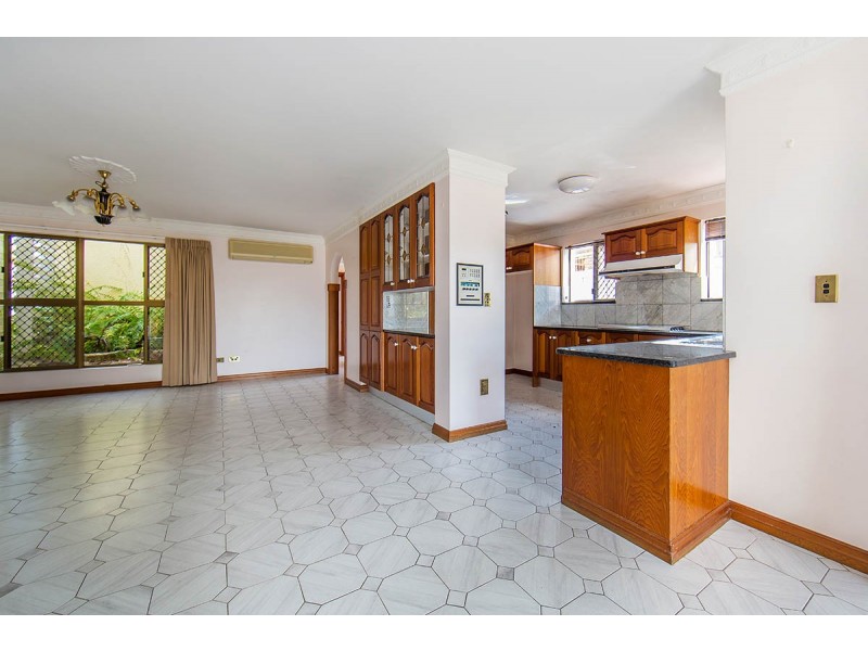 64 Karloff Drive, Stafford Heights QLD 4053