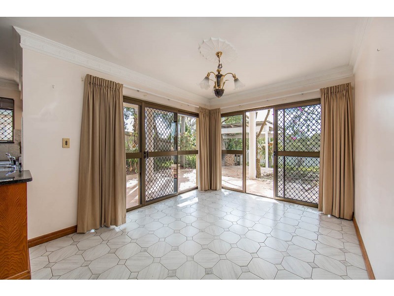 64 Karloff Drive, Stafford Heights QLD 4053