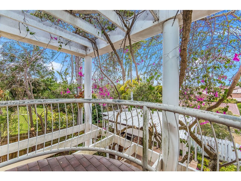 64 Karloff Drive, Stafford Heights QLD 4053