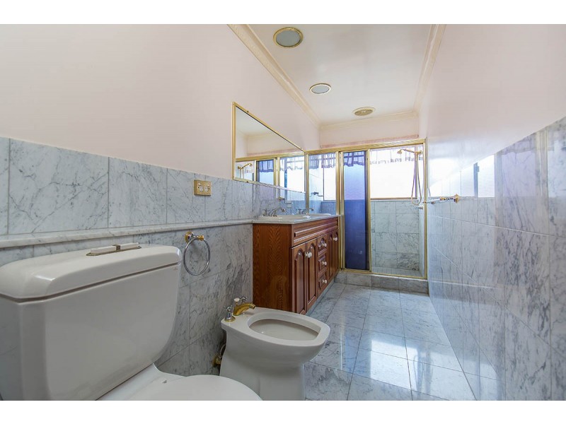 64 Karloff Drive, Stafford Heights QLD 4053