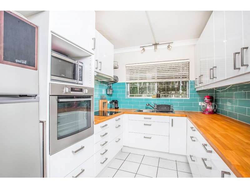 2 / 10 Parkhill Street, Chermside QLD 4032