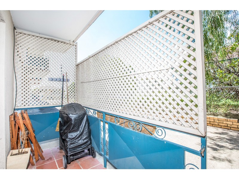 2 / 10 Parkhill Street, Chermside QLD 4032