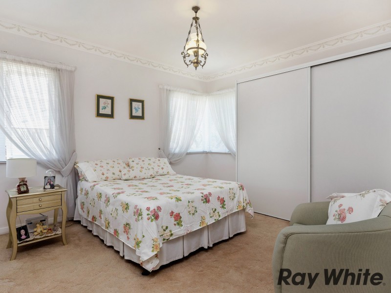 6 Basnett Street, Chermside West QLD 4032