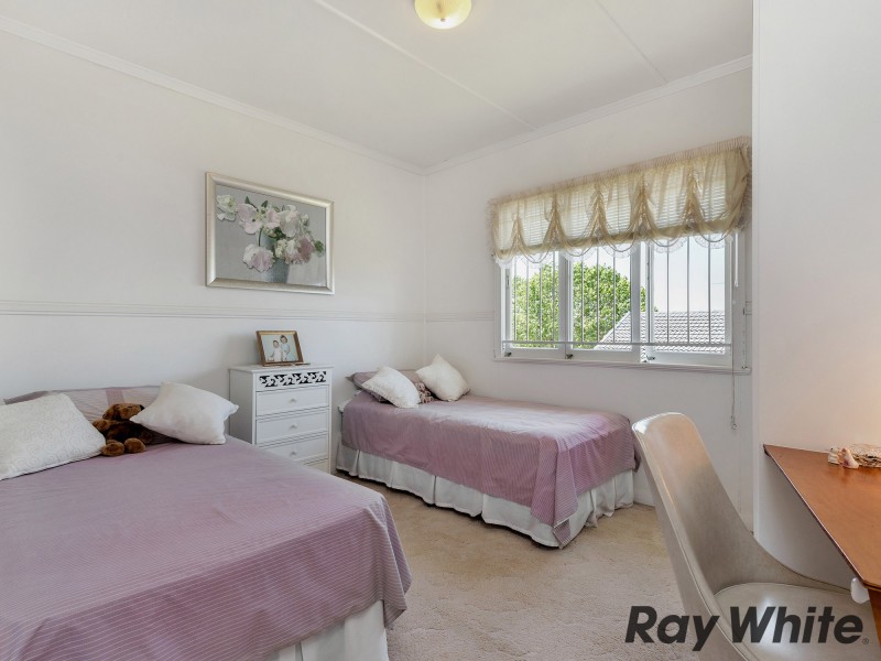 6 Basnett Street, Chermside West QLD 4032