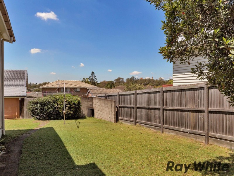 6 Basnett Street, Chermside West QLD 4032