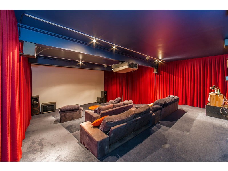 30 Niven Street, Stafford Heights QLD 4053