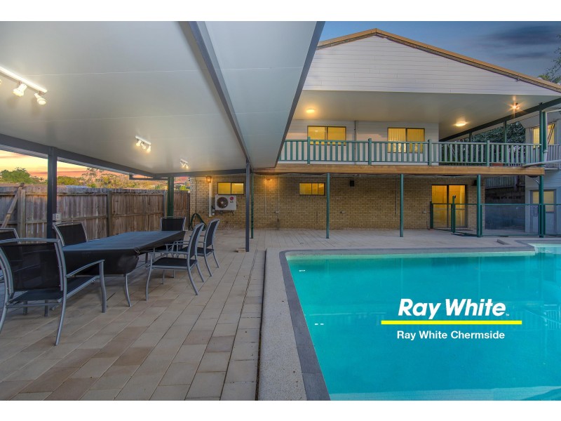 30 Niven Street, Stafford Heights QLD 4053