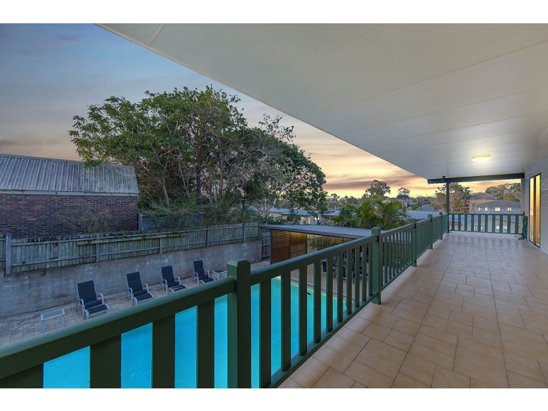 30 Niven Street, Stafford Heights QLD 4053