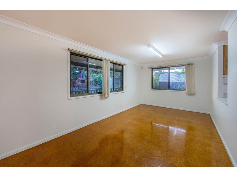 30 Niven Street, Stafford Heights QLD 4053